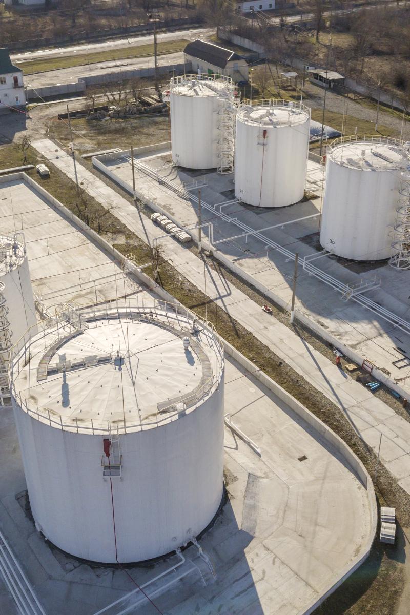 Top view of fuel oil refinery